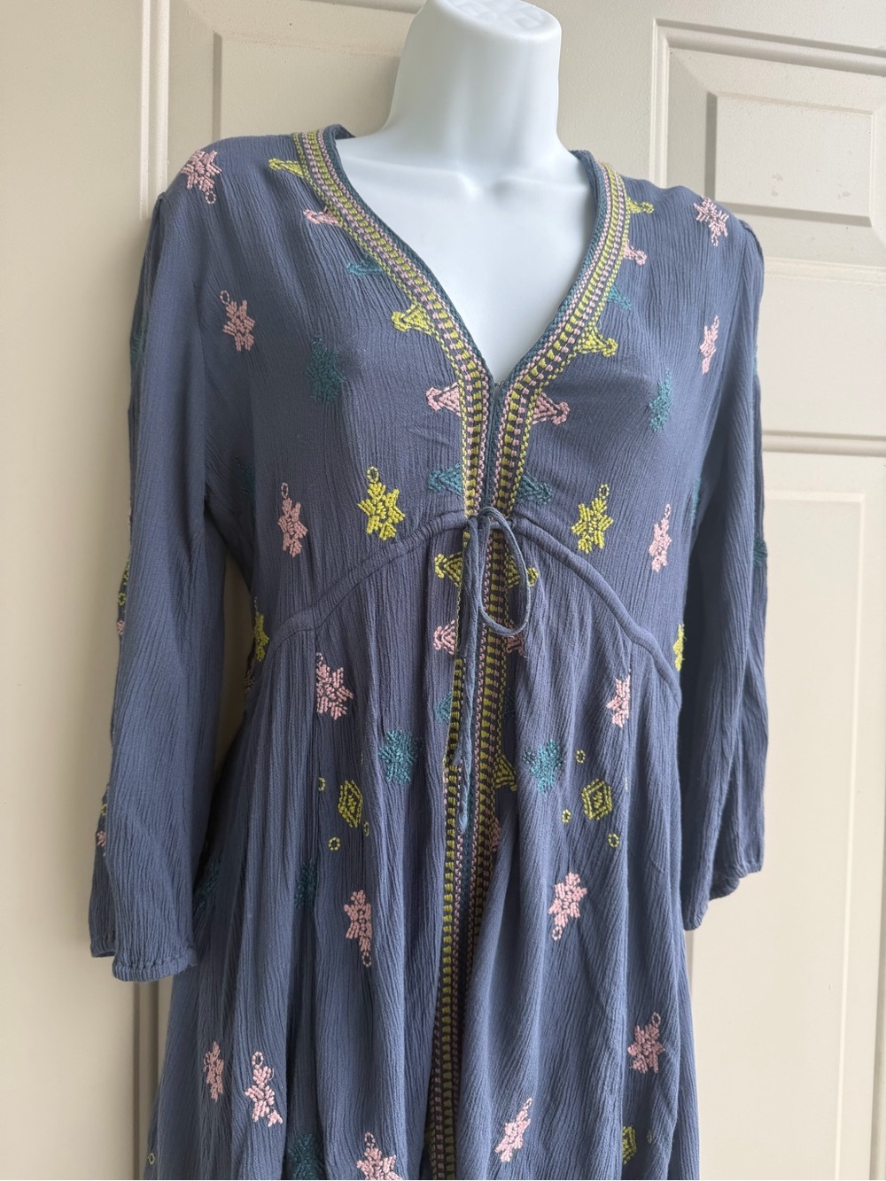 Free People Stargazer Mini Dress Size S Blue Embroidered Boho Tunic Cottagecore - Picture 4 of 11